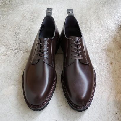 とても履きやすい革靴 ＷＨダブルエイチ プレーントゥ ダークブラウン 